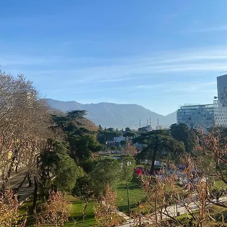 Park * Tiran